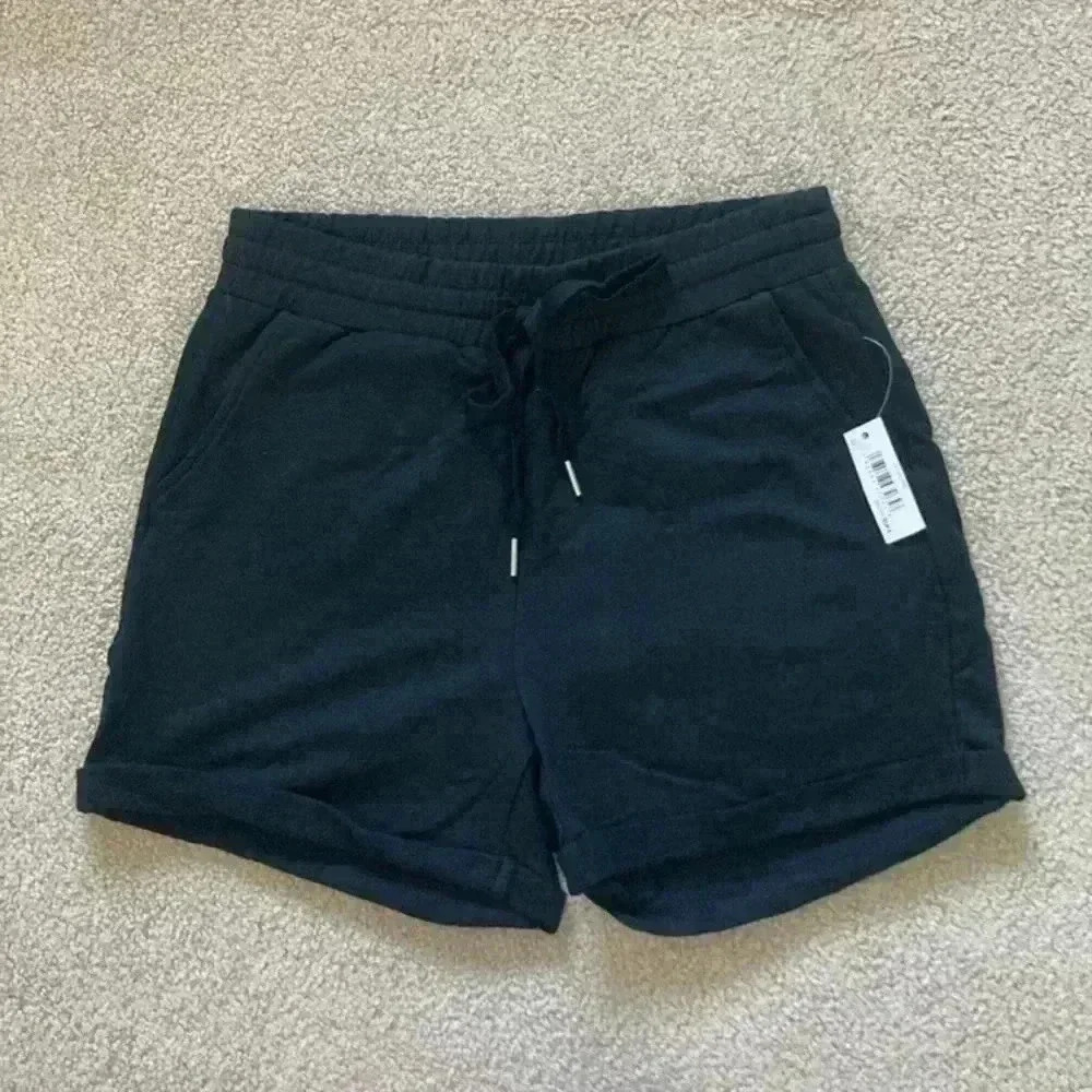 New with tags daily ritual in size xs